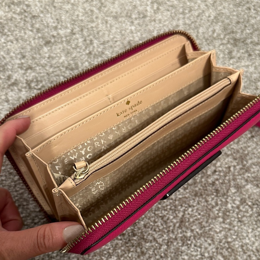 Kate Spade Fuchsia/Hot Pink Wallet - Picture 2 of 9